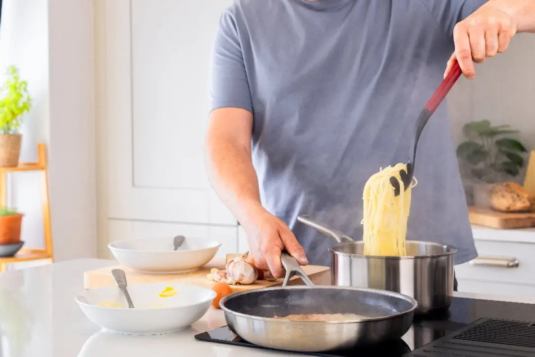 KitchenAid Spaghettilepel 34cm - Rood
