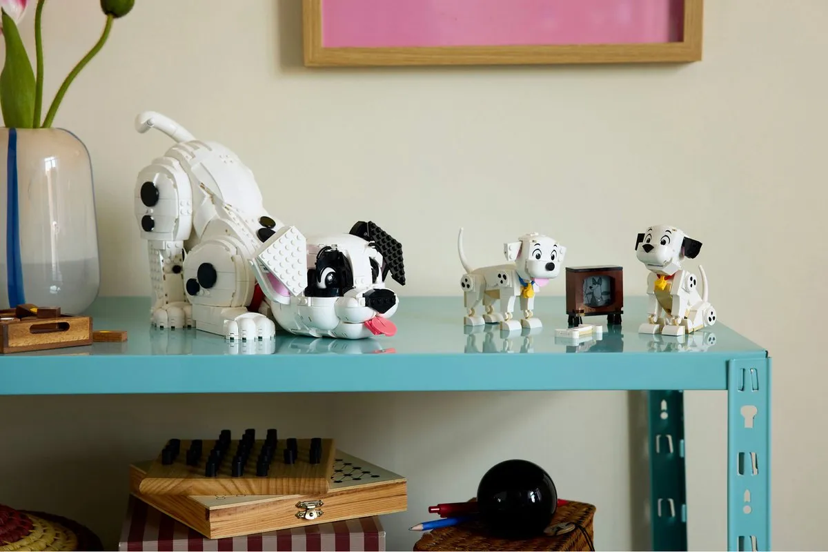 LEGO Disney Lucky en Penny 101 Dalmatiërs 43271 - 268 Stukken - Multicolor