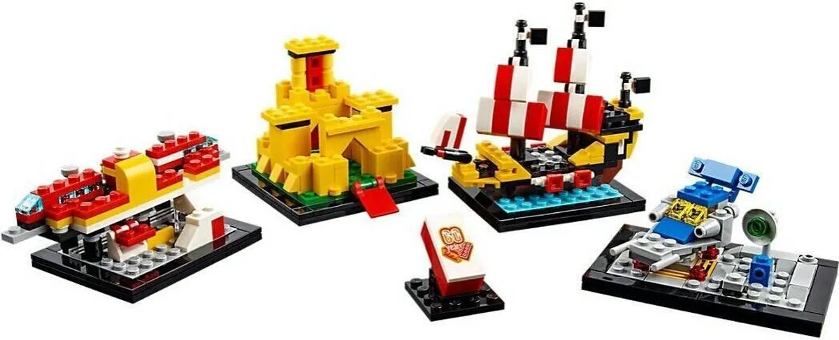 LEGO 60 Years of the LEGO Brick 40290 - 421 Stukken - Multikleur