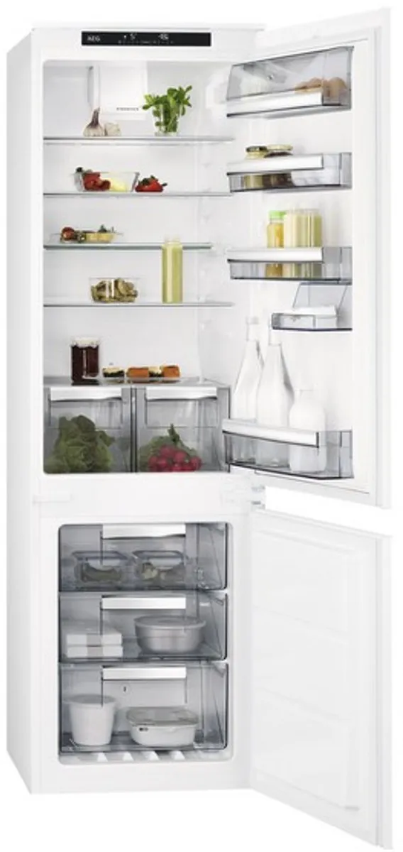 AEG SCE818F6TS Koel-vriescombinatie Inbouw 253L
