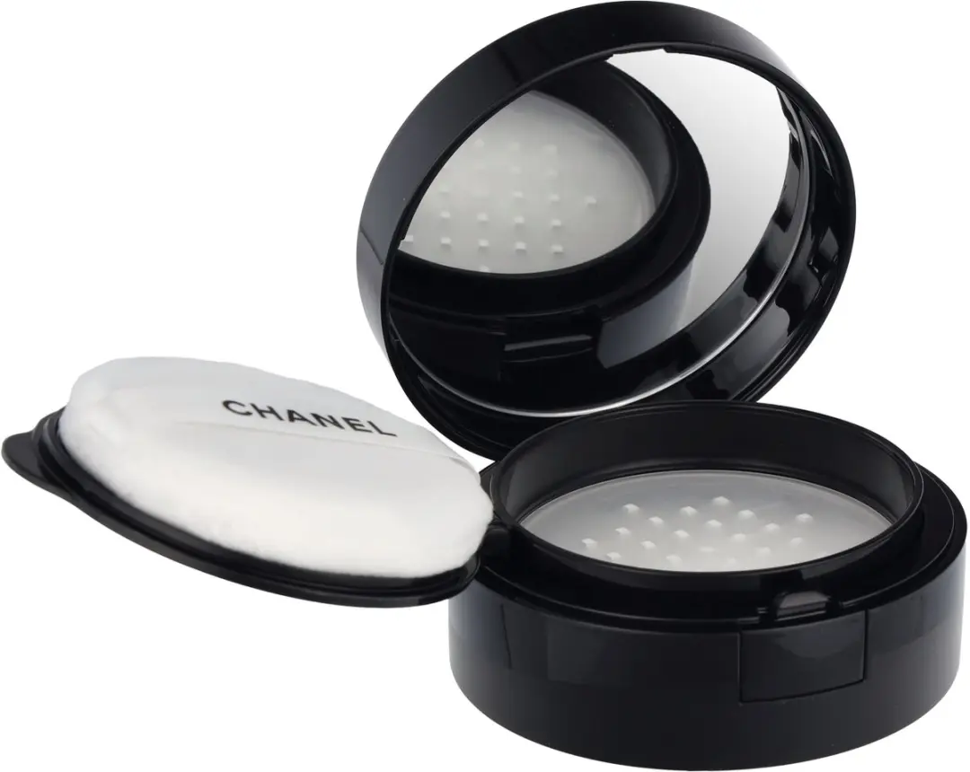 Chanel Poudre Universelle Libre Poeder #10 Light - 6g