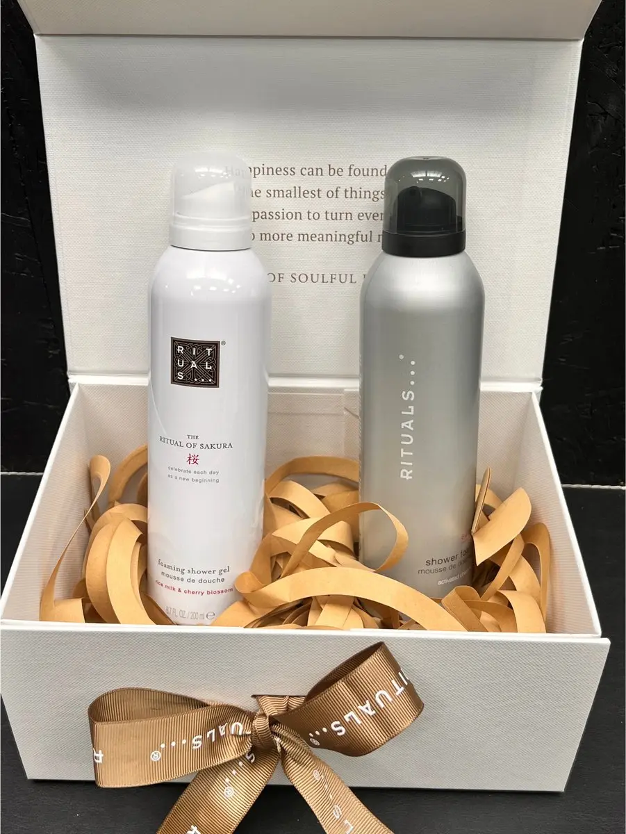 Rituals Geschenkset Sakura Douchegel 400ml - 3 Stuks