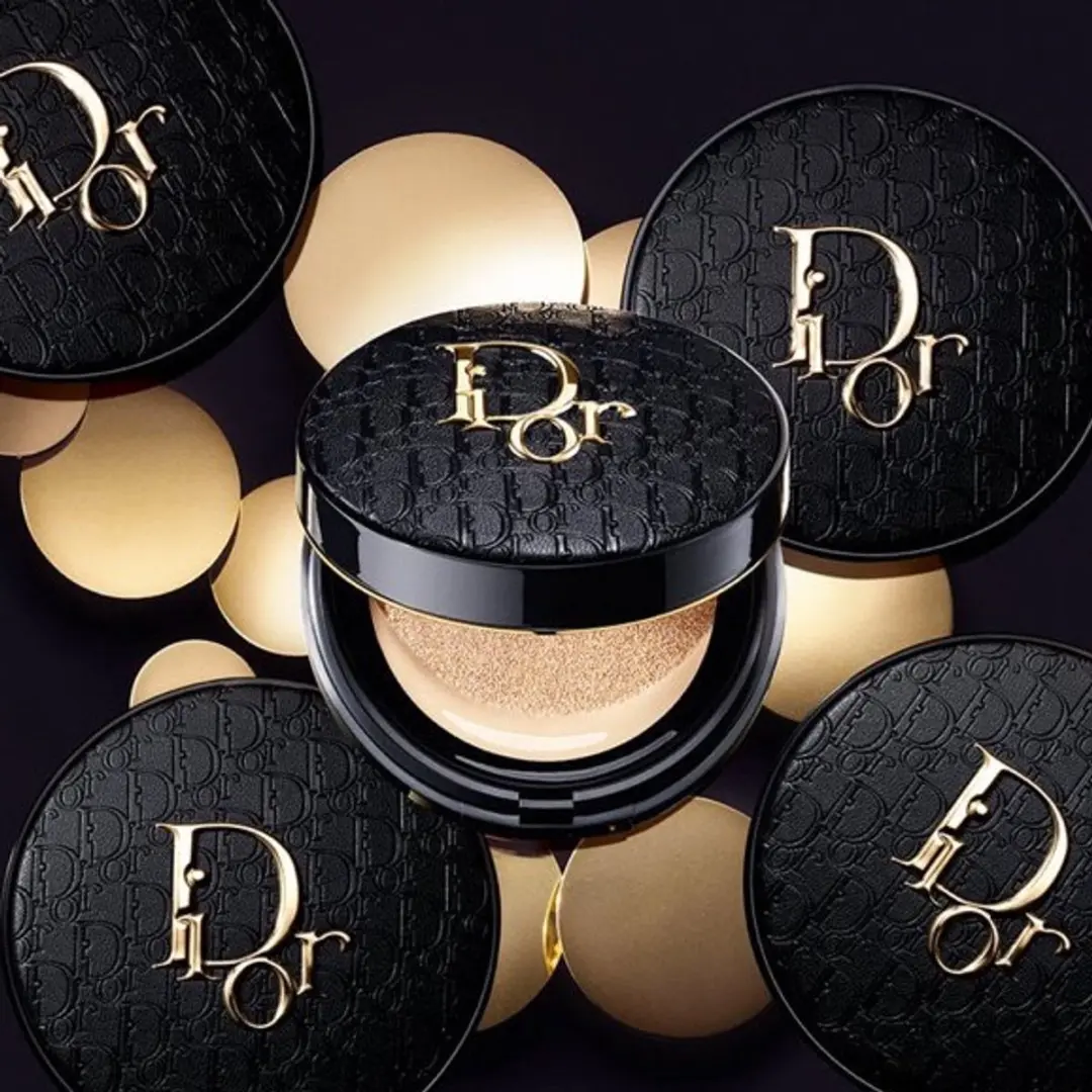 Dior Forever Perfect Cushion Diormania Gold 0N - 14g