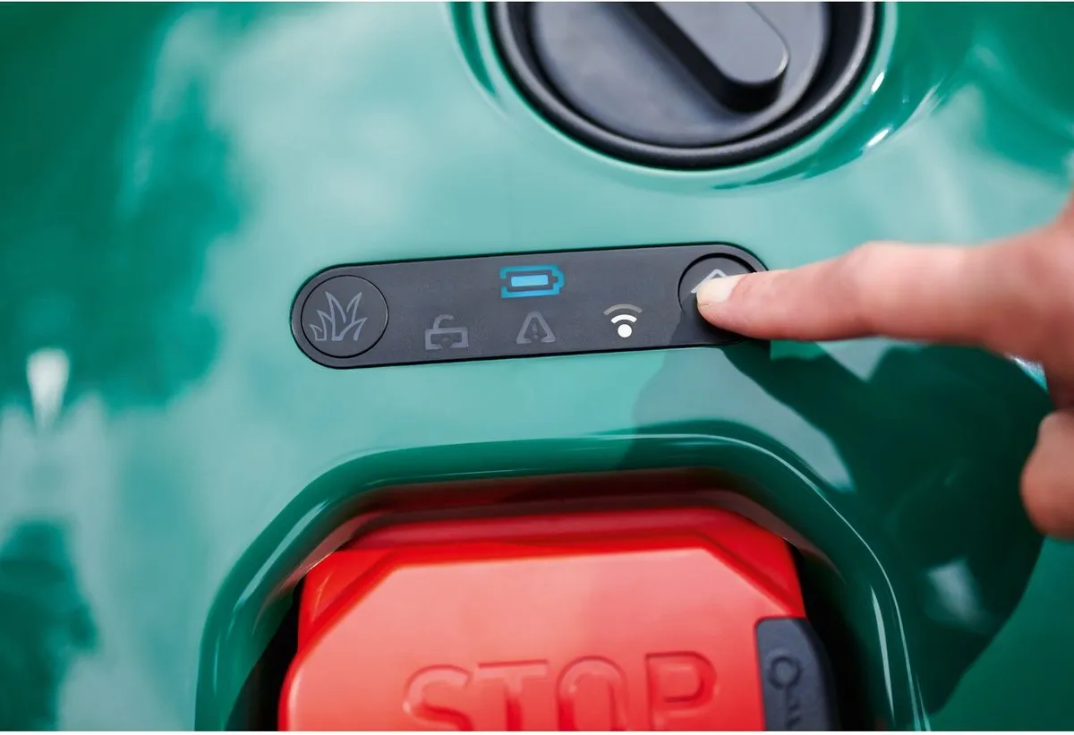 ROBOMOW RKS800 - Robotmaaier - Maairobot - Wifi - Randmaaien - App bestuurbaar - 800m²