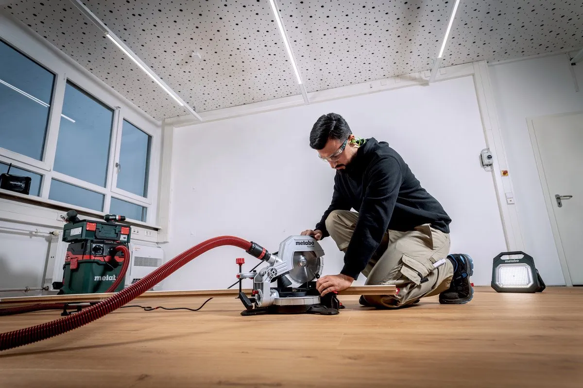 Metabo KS216M Afkortzaag 1100W 216mm