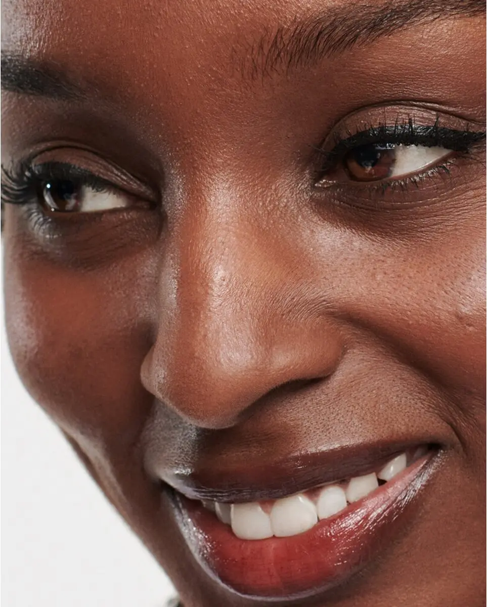 Clinique High Impact Easy Liquid Eyeliner 01 Black