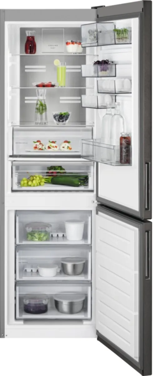 AEG RCB732E5MB Koel-Vriescombinatie