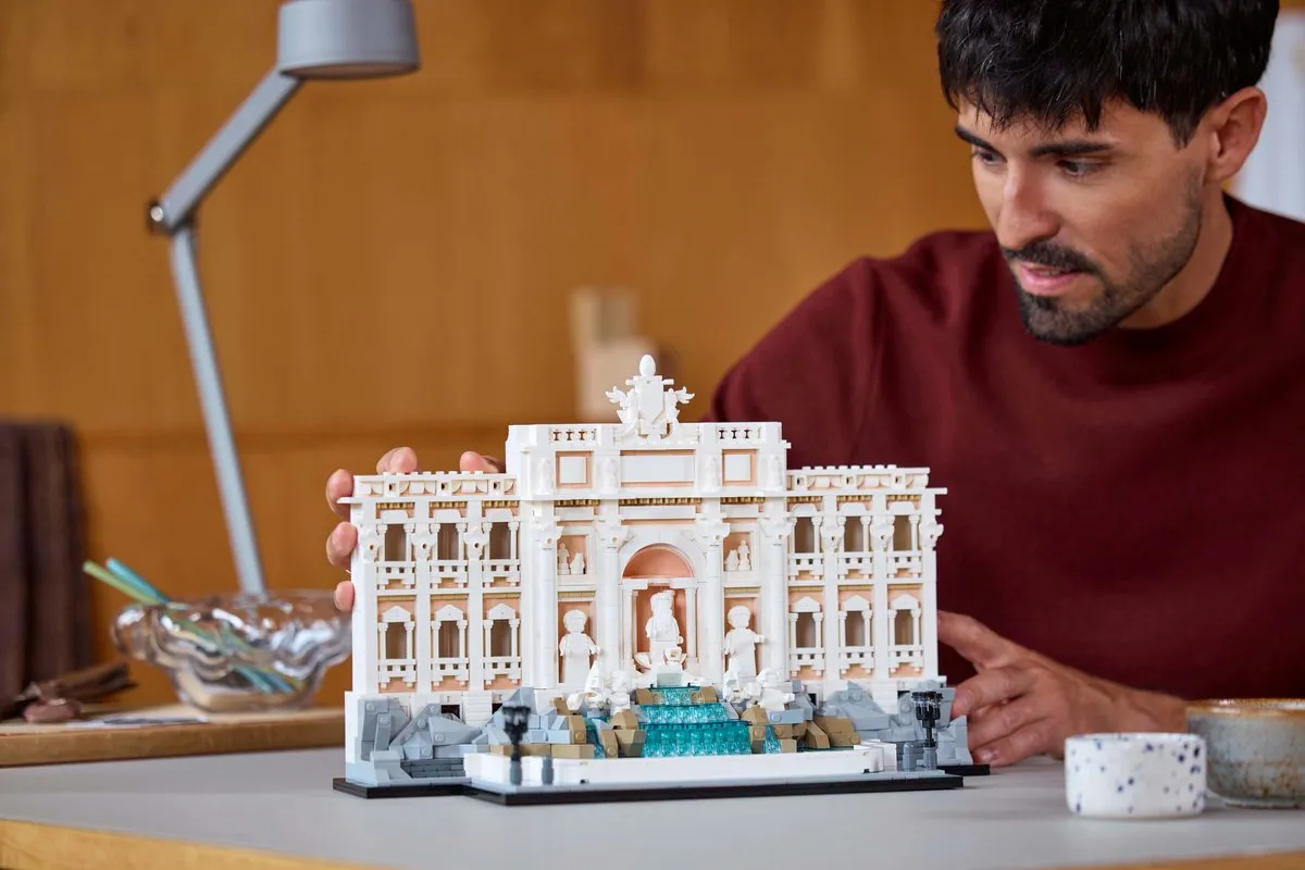 LEGO Architecture Trevifontein 21062 - 1880 Stukken - Multicolor