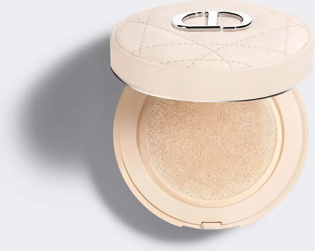 Dior Forever Cushion 010