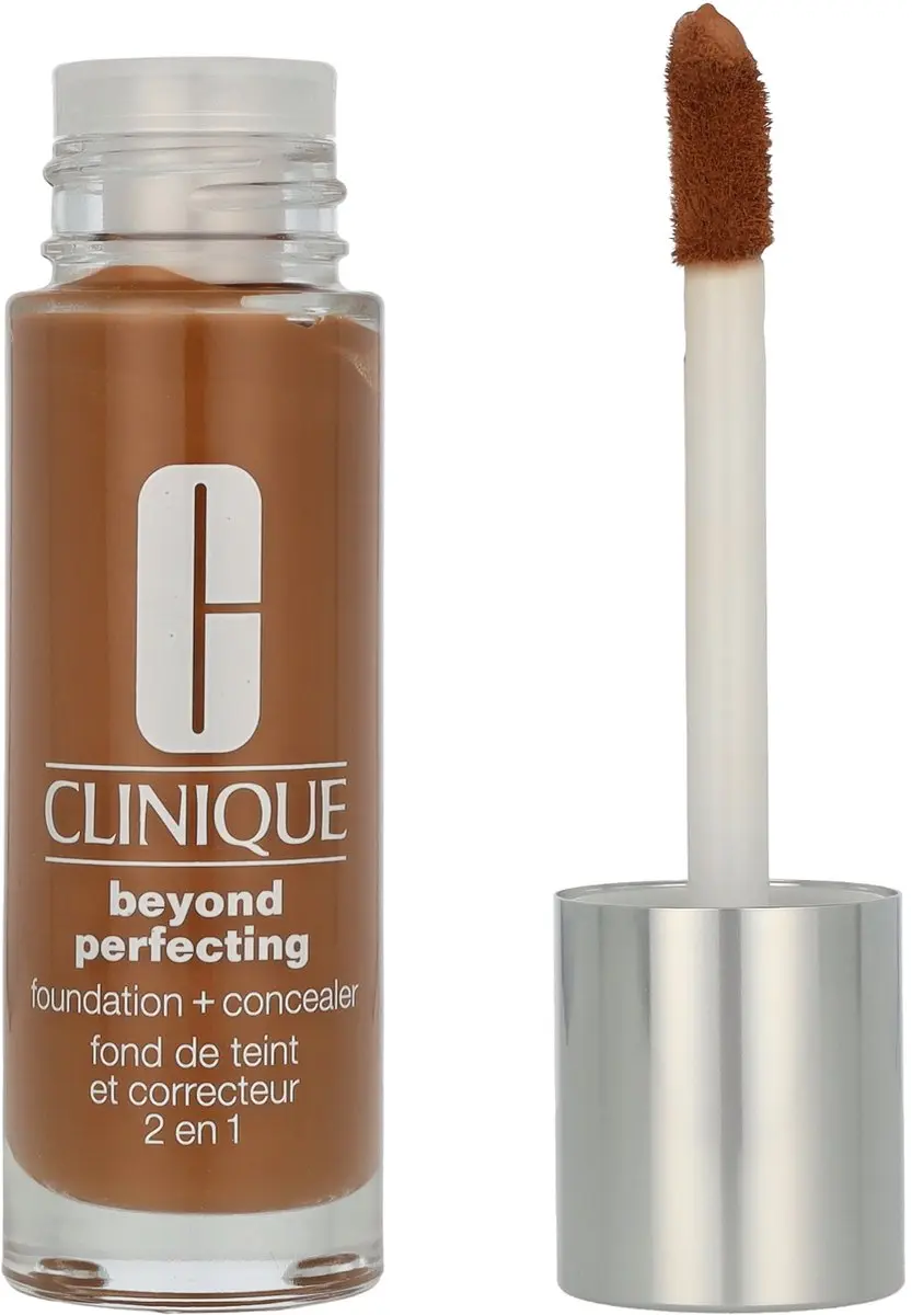 Clinique Beyond Perfecting Foundation + Concealer 114 Golden - 30ml