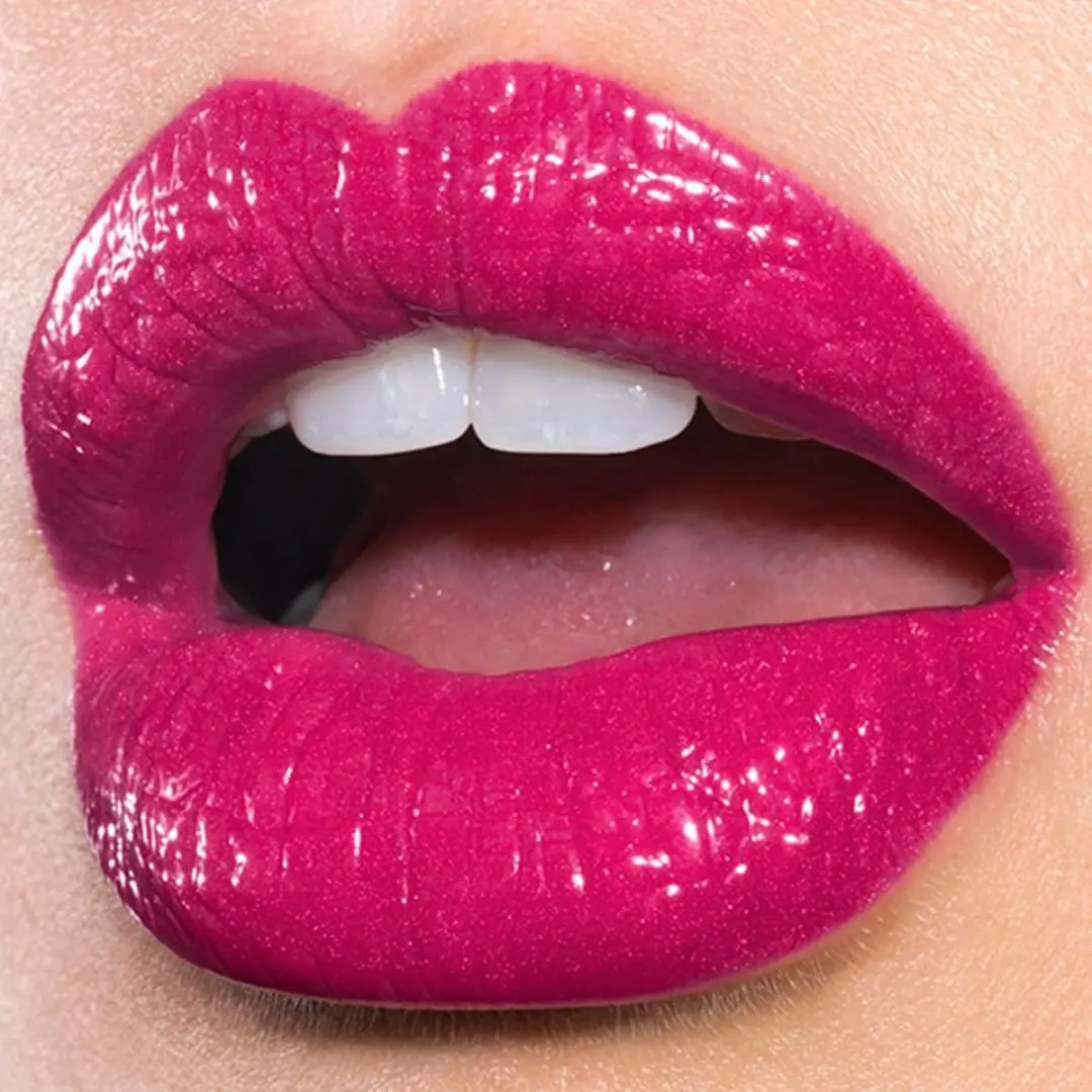 Revlon Super Lustrous Glass Shine Lipstick 017 Love Is On - 3.1g