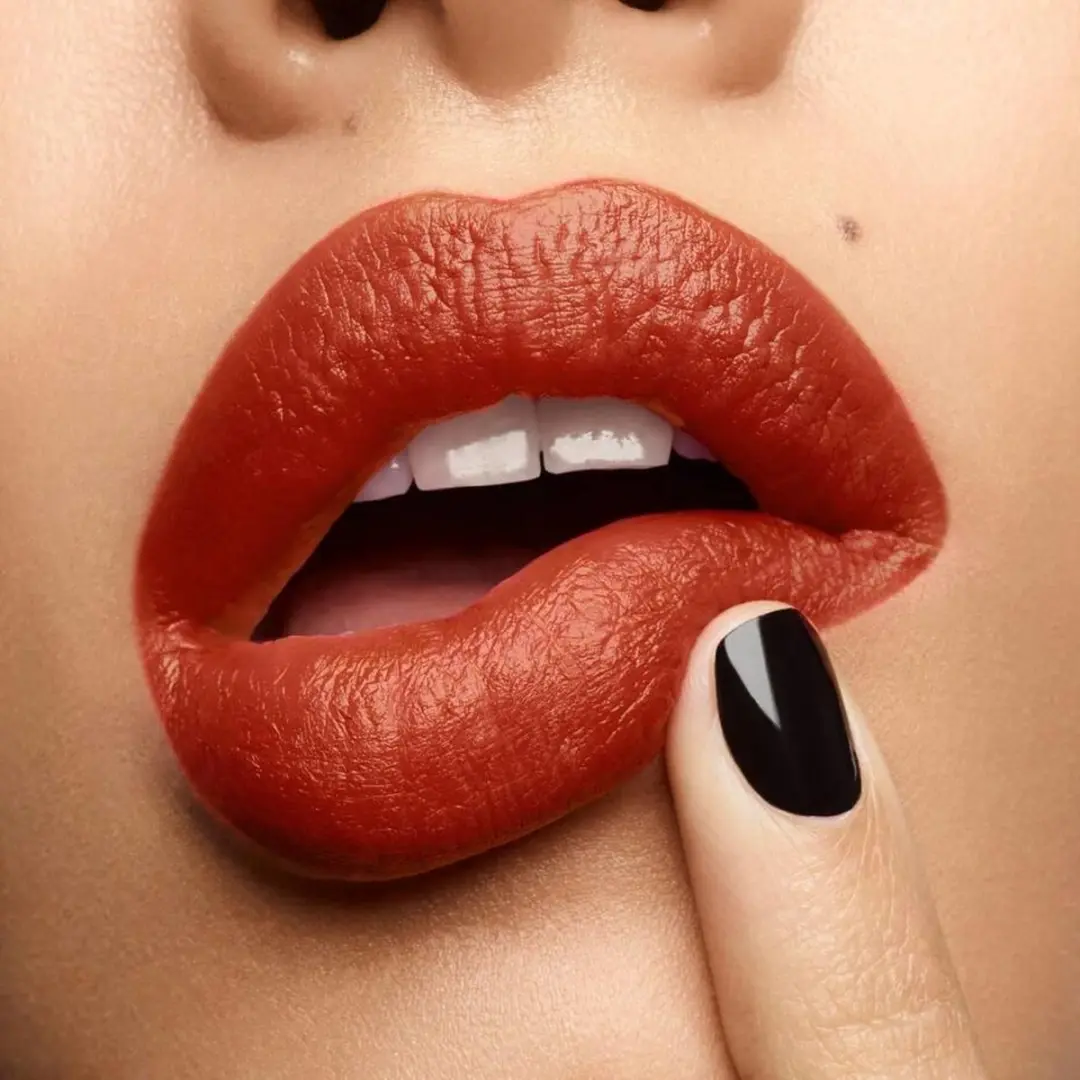 Yves Saint Laurent The Slim Velvet Radical Lipstick 2g - Zwart