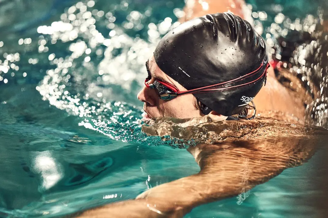 Shokz OpenSwim S700BK Waterdichte Hoofdtelefoon - Zwart - afbeelding 5 van 6