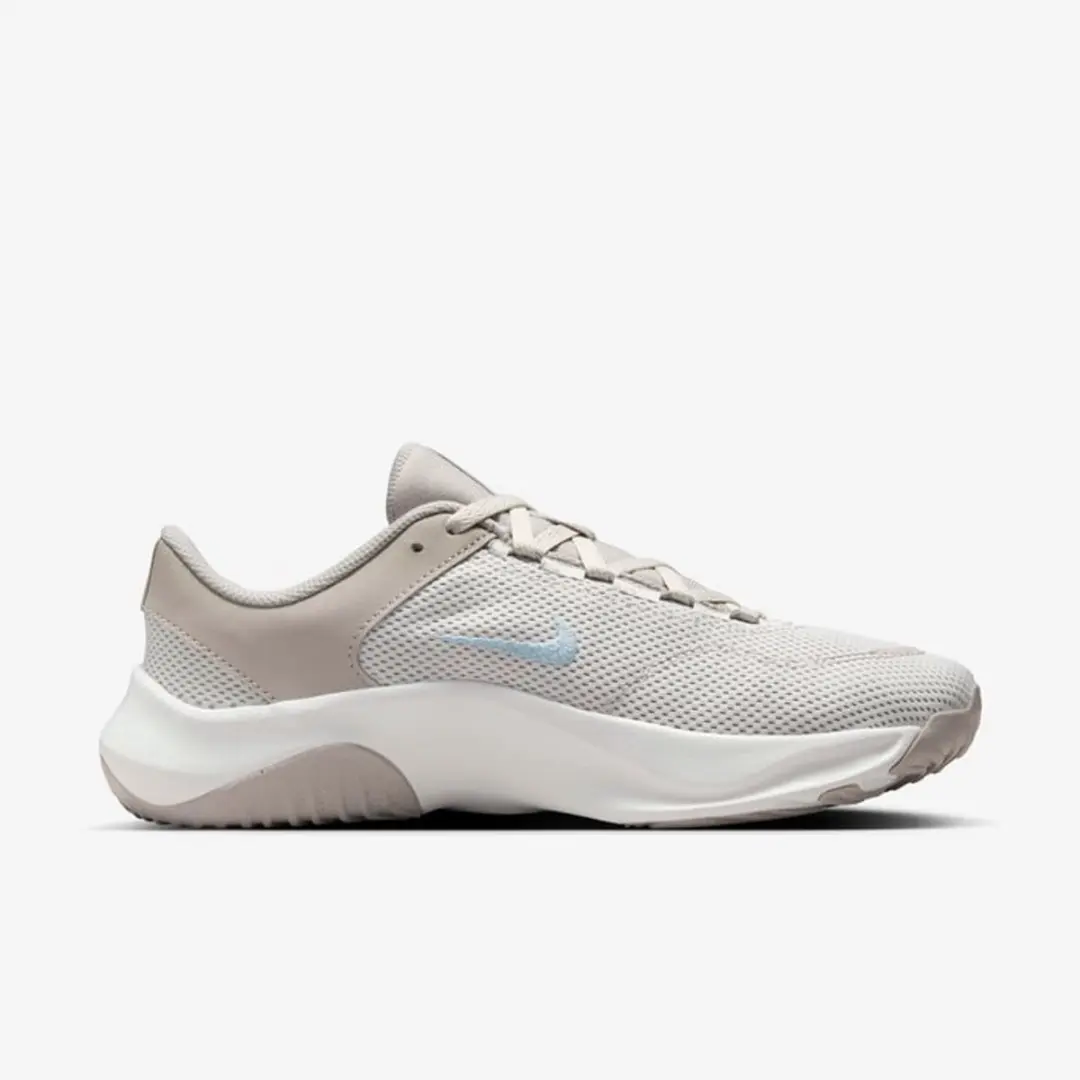 Nike Legend Essential 3 Trainingsschoenen 42