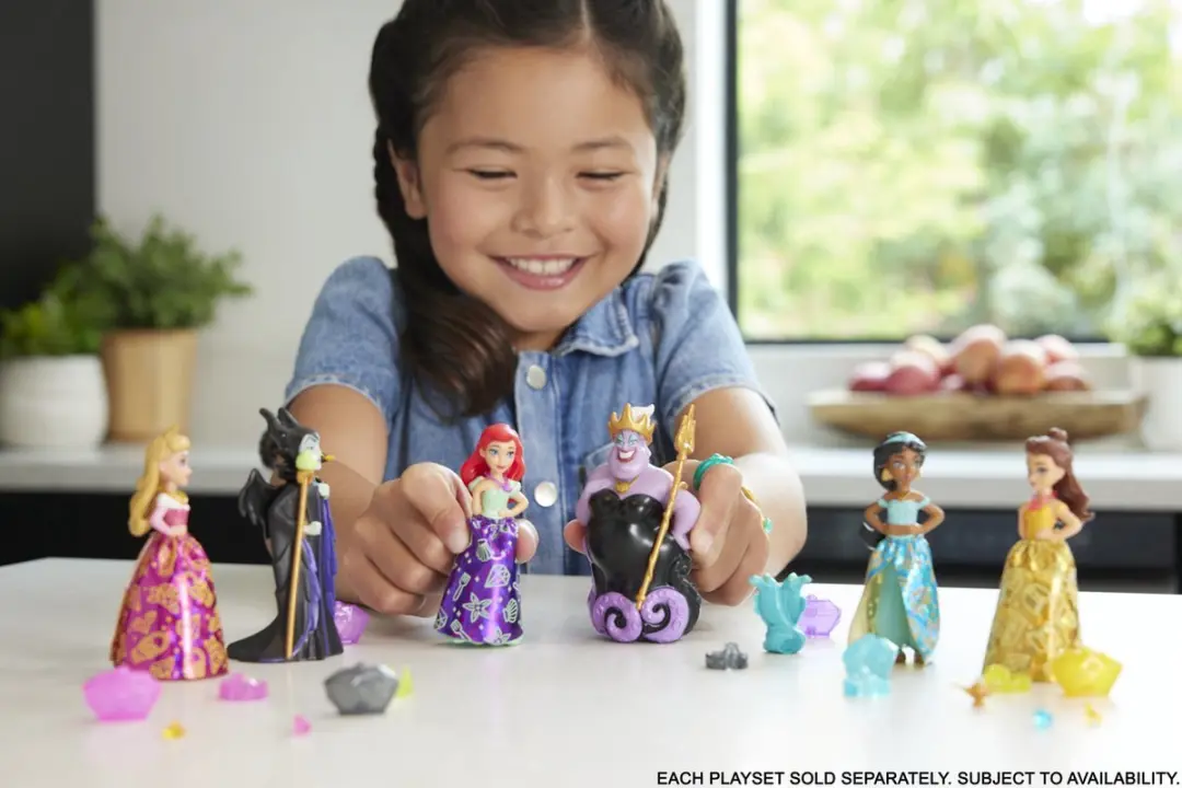 Hasbro Disney Princess Royal Color Reveal - 5 Verrassingen