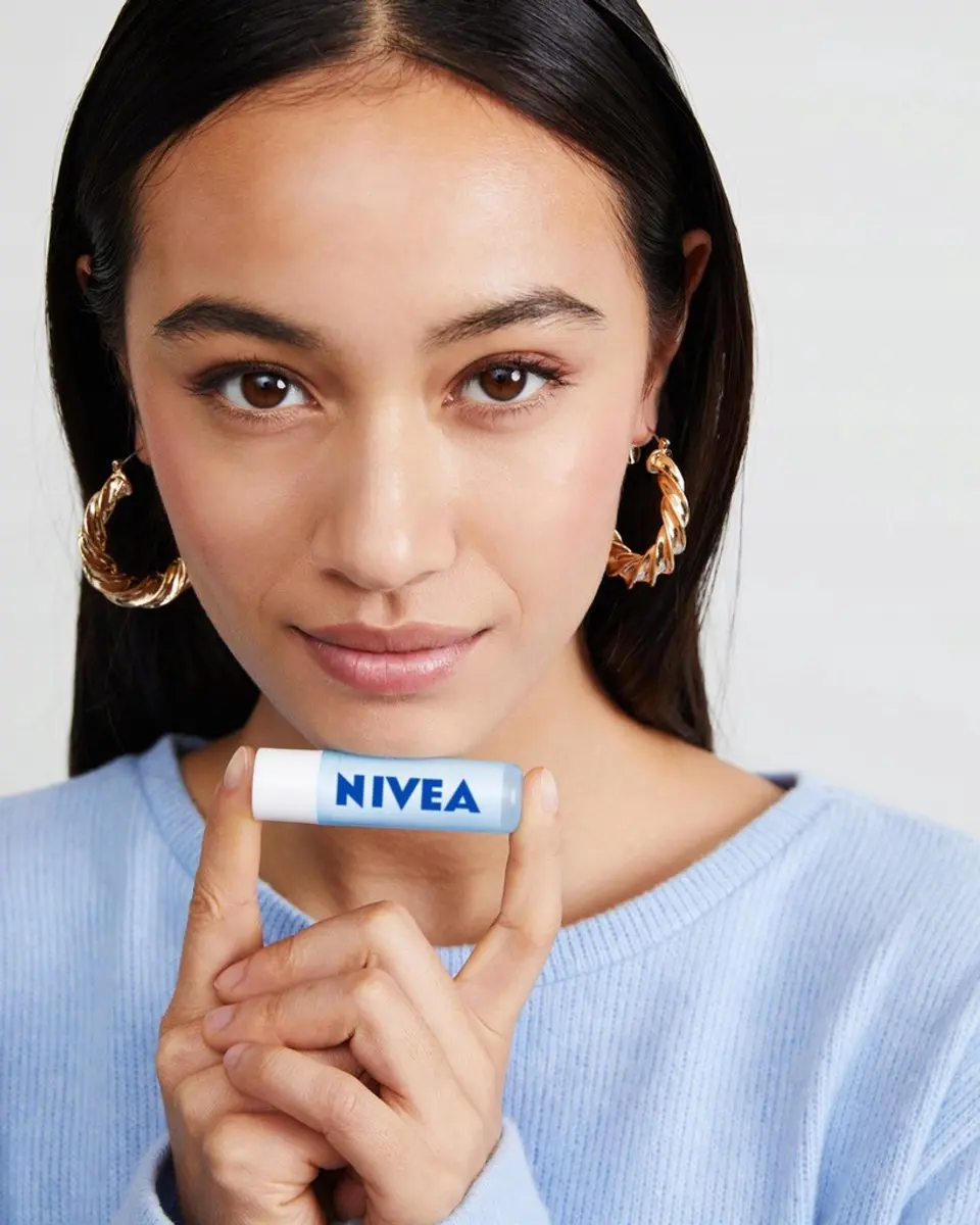 NIVEA Hydro Care Lippenbalsem SPF 15 - 5.5 ml - Transparant