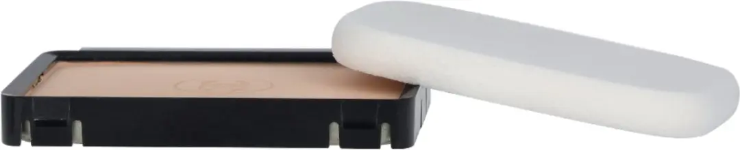 Chanel Ultra Le Teint Ultrawear Compact B10