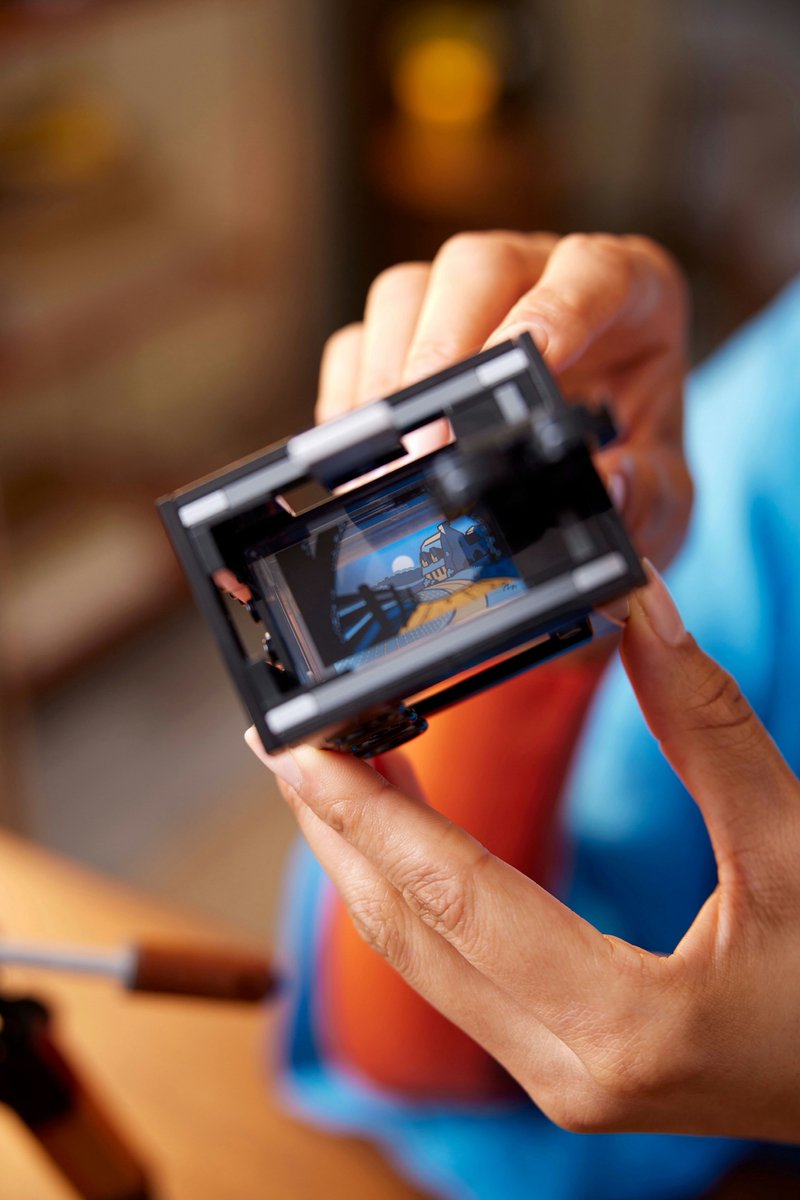 LEGO Disney Walt Disney eerbetoon – camera 100ste Verjaardag Set voor Volwassenen - 43230