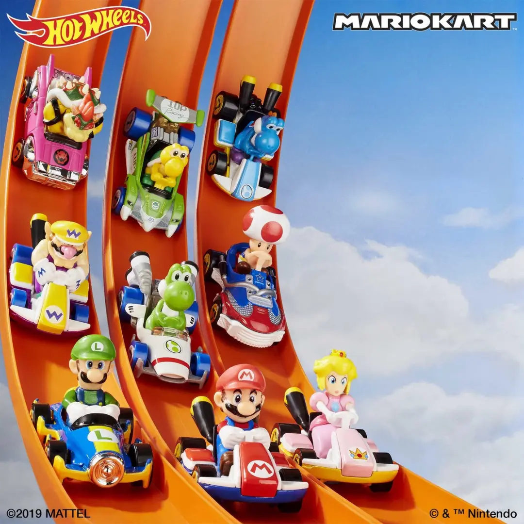 Hot Wheels Mario Kart Yoshi 1:64 Racebaanauto - Blauw GBG35