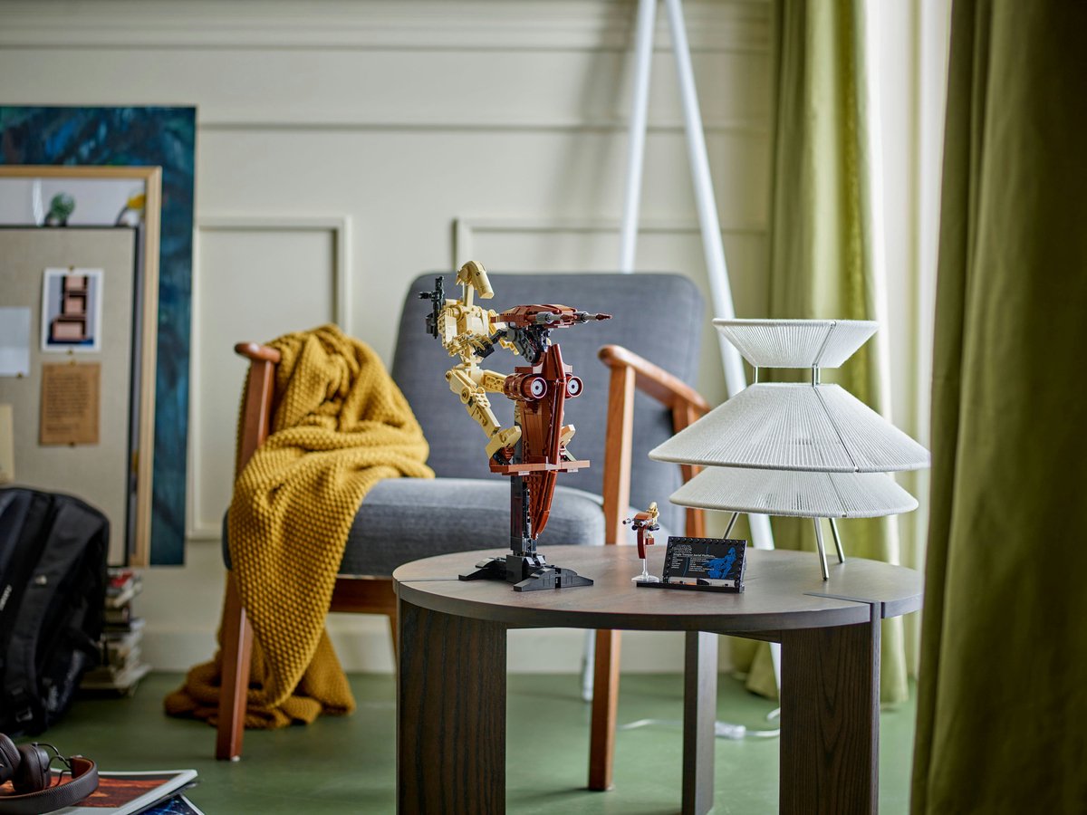 LEGO® Star Wars: The Phantom Menace™ Battle Droid™ met STAP - 75428