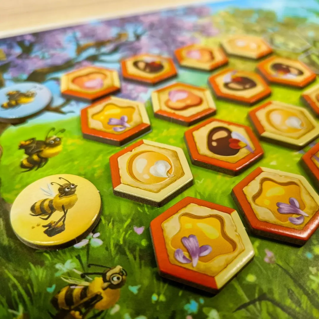 Happy Meeple Games Honey Buzz Bordspel - Nederlandstalige editie