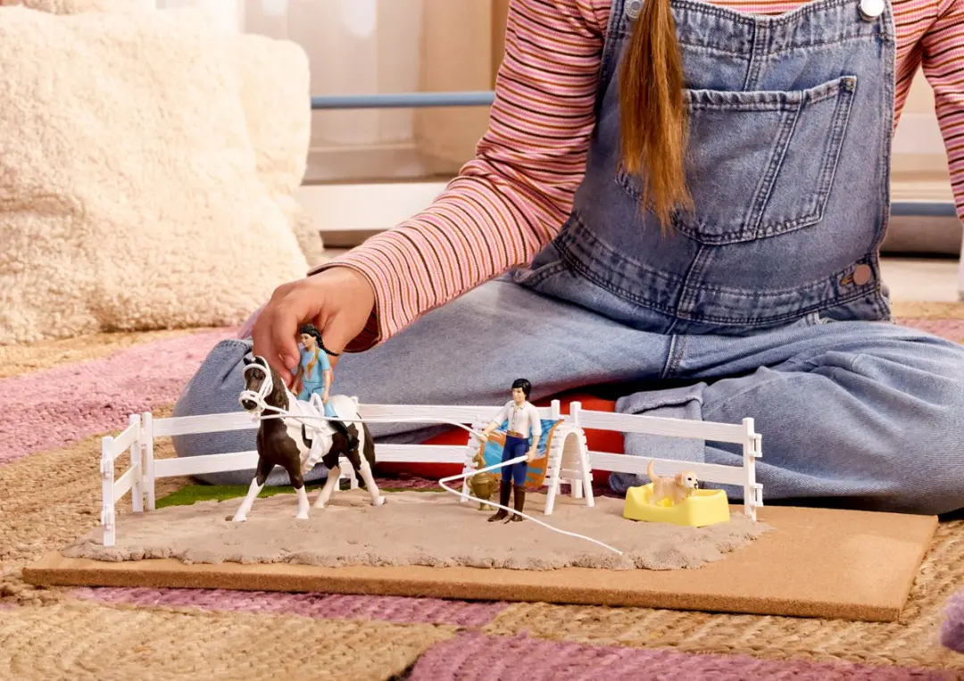 Schleich Kims Voltigeset 42799 - Meerkleurig