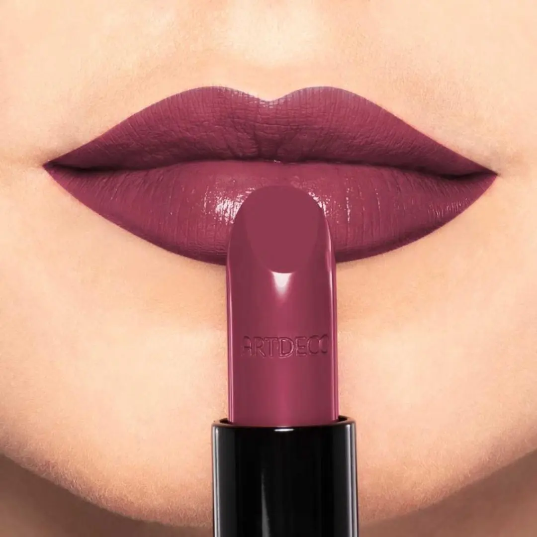 Artdeco Perfect Color Lipstick 926 Dark Raspberry - 4g