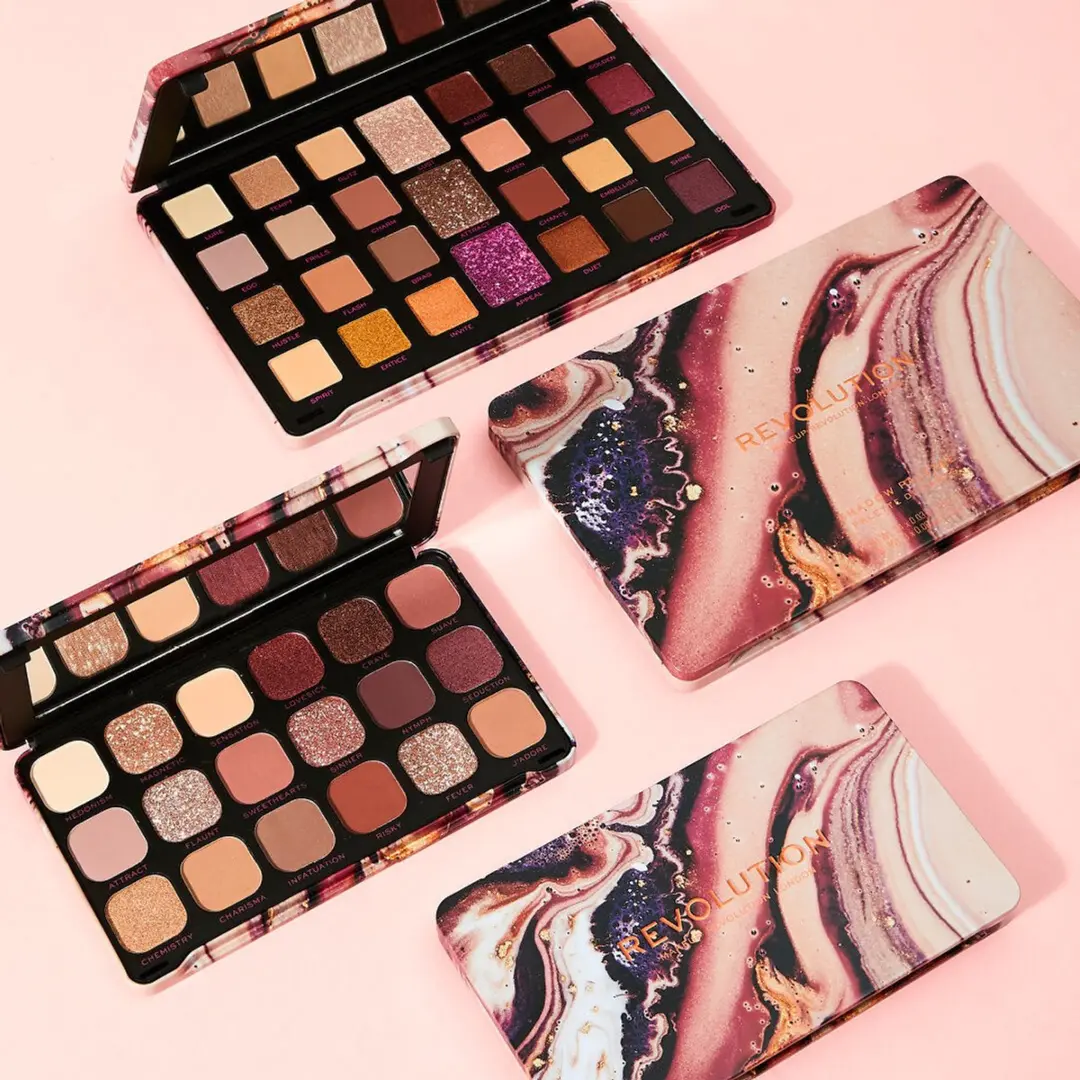 Makeup Revolution Forever Limitless Allure Oogschaduw Palette - 27 Kleuren