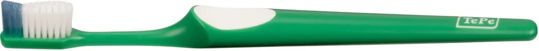 TePe Nova Medium Tandenborstel - Verlengde punt & antislip handvat