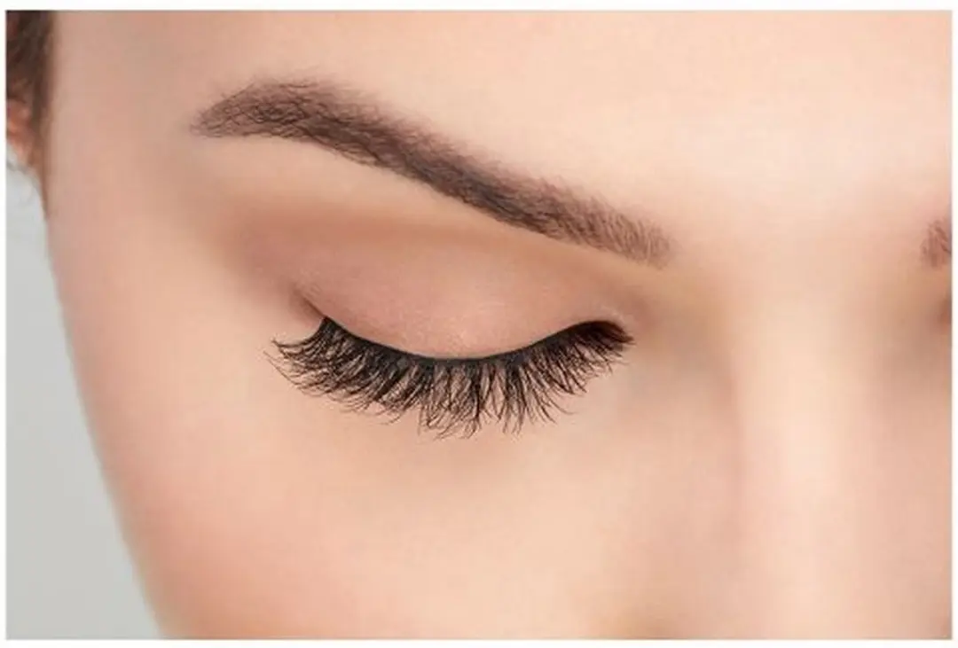 Ardell Magnetic Liner & Lash Demi Wispies - 2.5g - Zwart - afbeelding 6 van 6