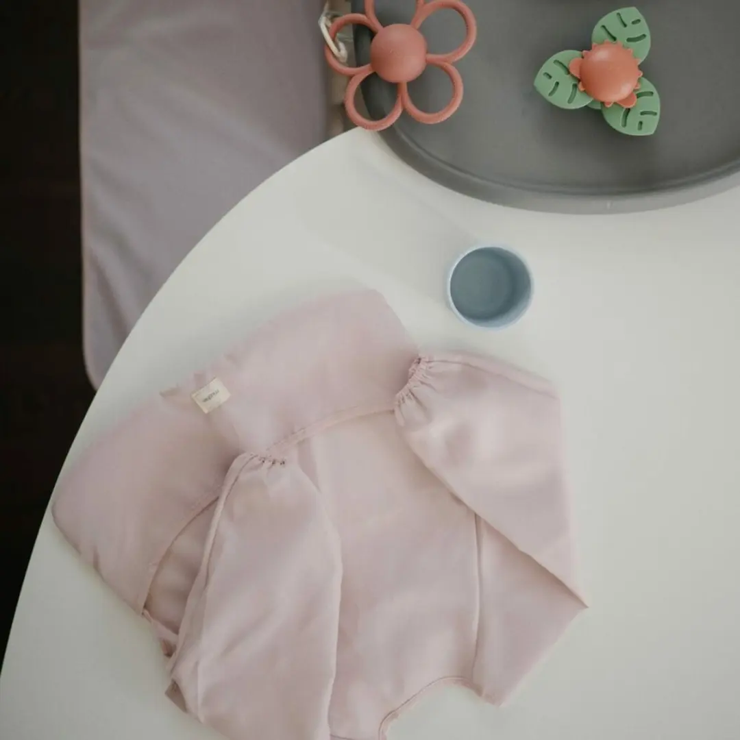 Mushie Slab met Mouwen - Blush Print