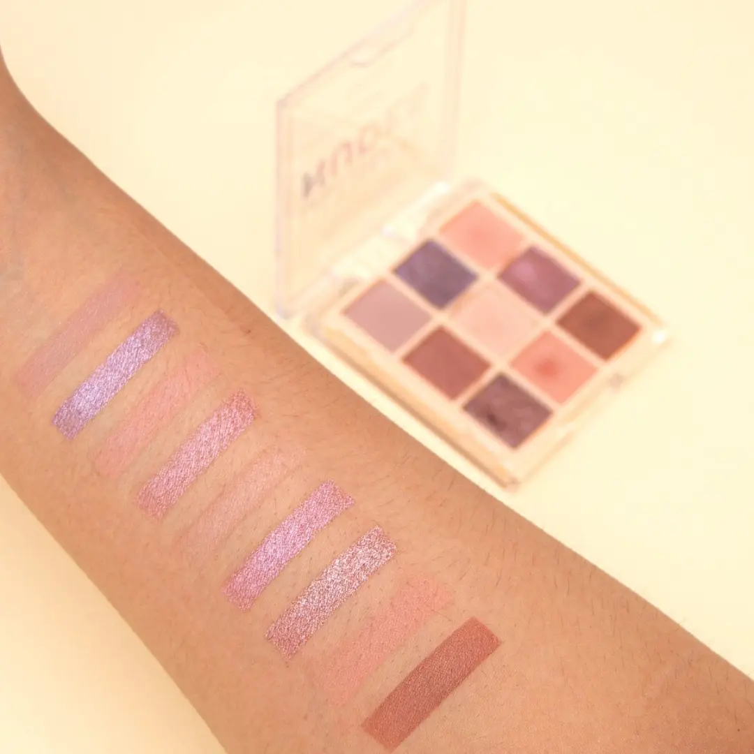 Makeup Revolution Ultimate Nudes Oogschaduw Palette Light - 9 Kleuren