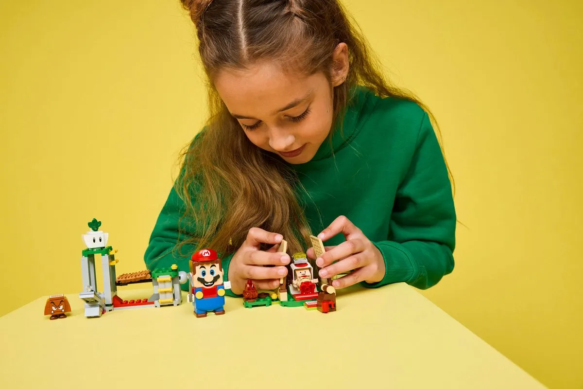 LEGO Super Mario Toad-Baas' Kampeerplaats 72041 - 159 Stukken