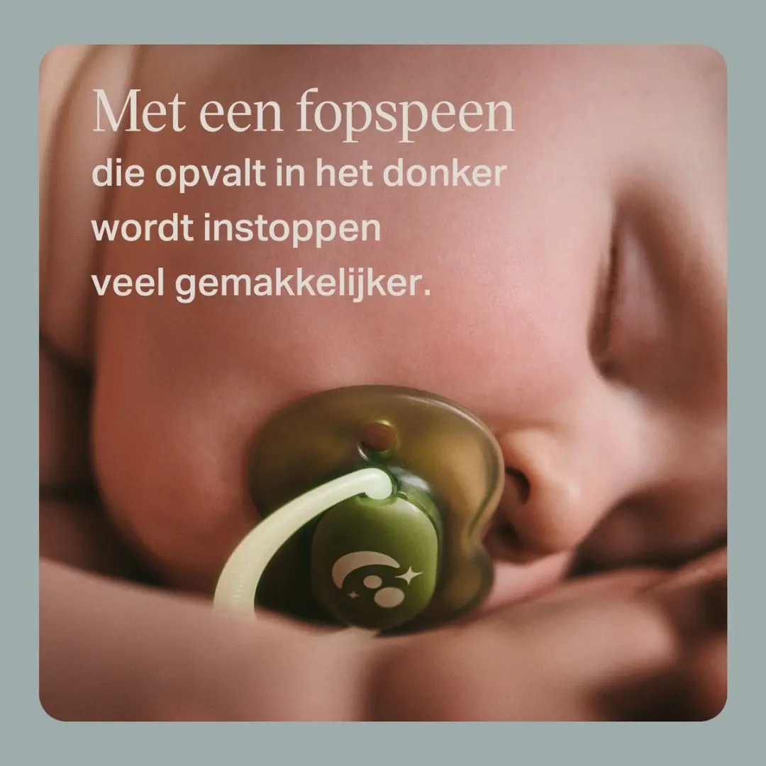 Tommee Tippee NightGlow Orthodontische Fopspeen 18-36m - 4 Stuks