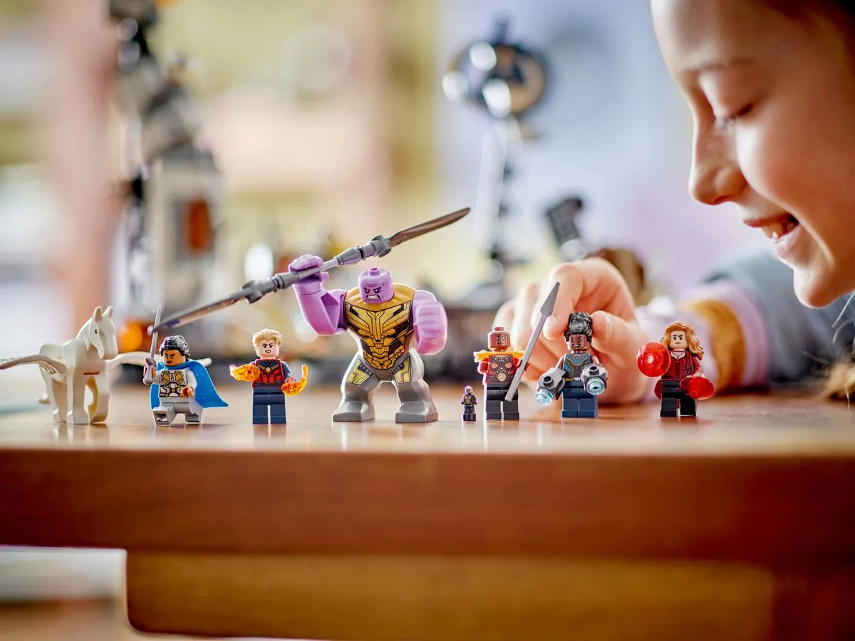 LEGO Marvel Endgame 76266 Bouwset - 794 Stukken - 7 Minifiguren
