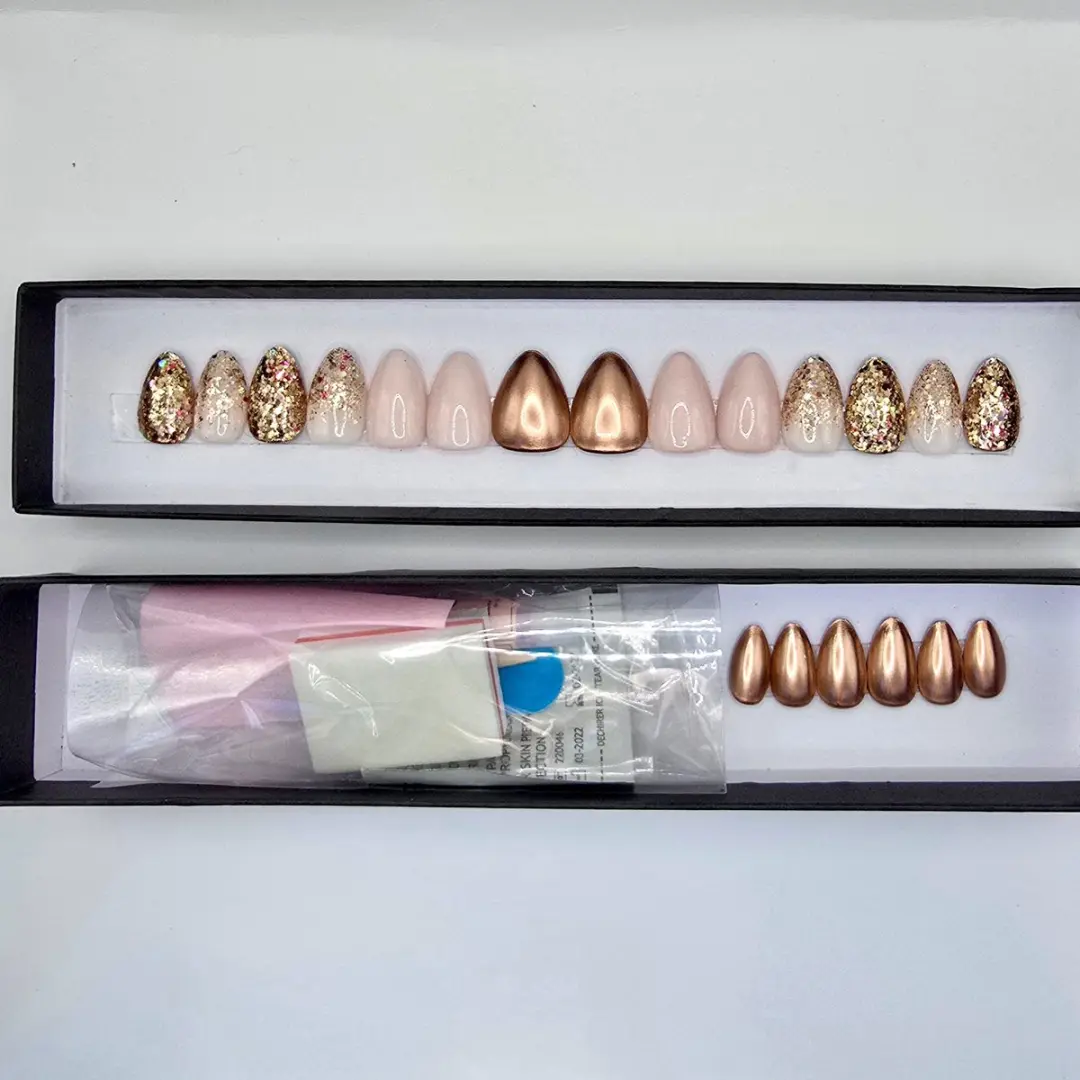 SD Press on Nails No. 78 Copper Magic Nagelset - Medium Almond - 20 Stuks