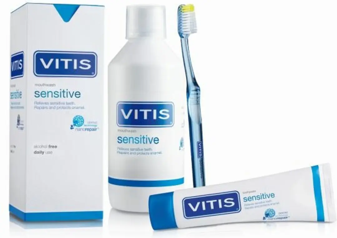 Vitis Tandpasta Sensitive + Tandenborstel - 2 Stuks