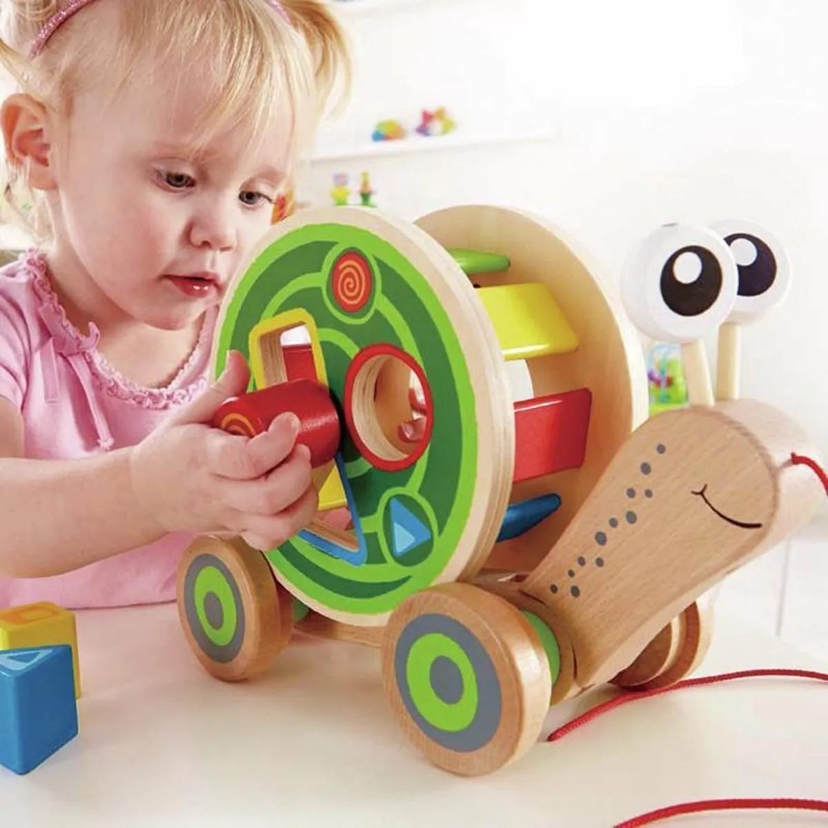 Hape Trek-en-speel Vormensorteerder Slak - Veelkleurig - afbeelding 6 van 6