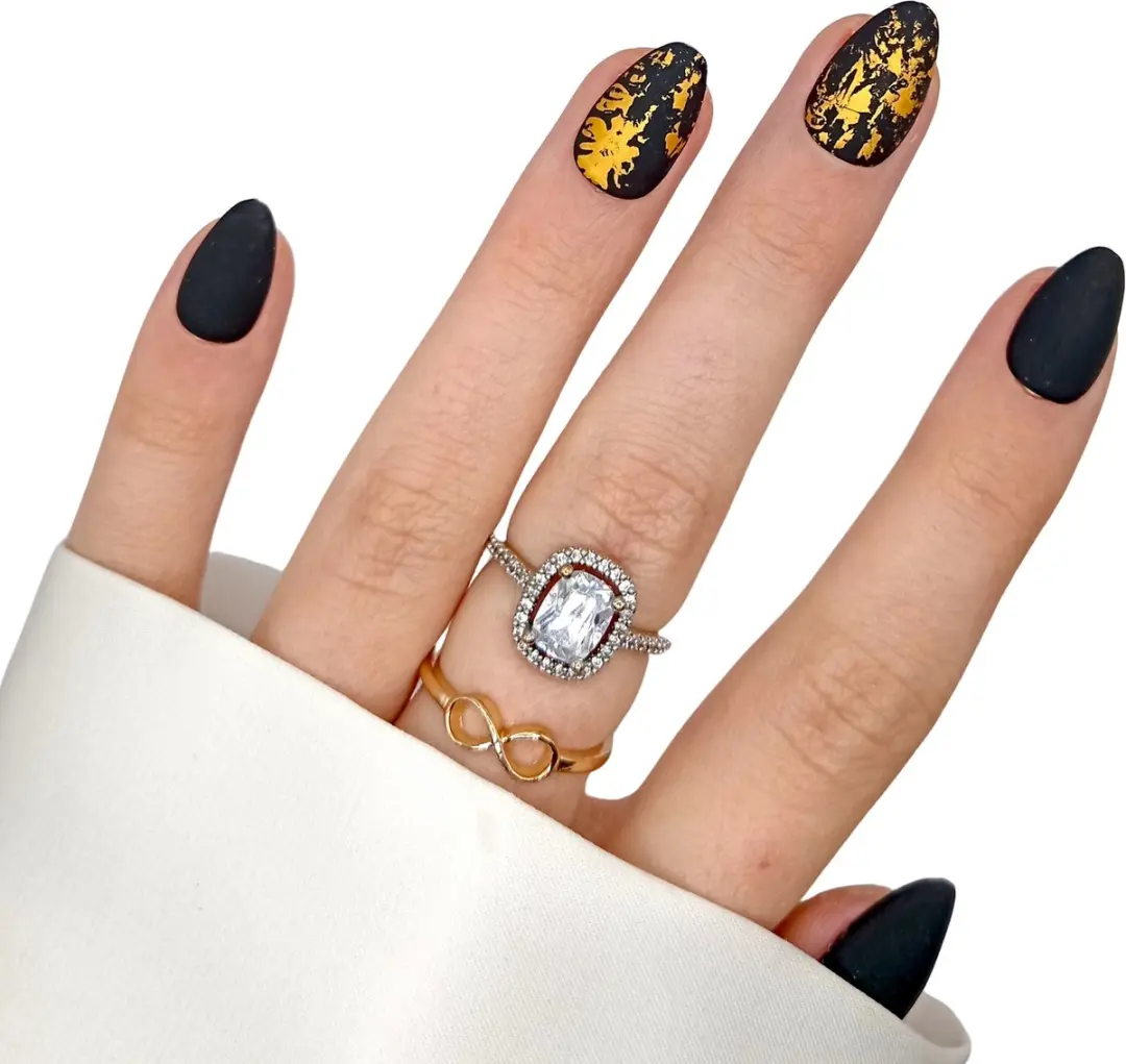 SD Press on Nails B-151 Plaknagels XS Stiletto - Matte Zwart/Goud - 20 Stuks