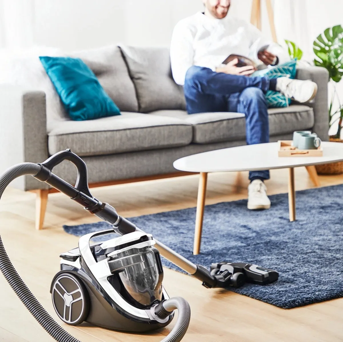Rowenta Silence Force Cyclonic RO7640EA Zakloze Stofzuiger - 550W - 2,5L - Zwart
