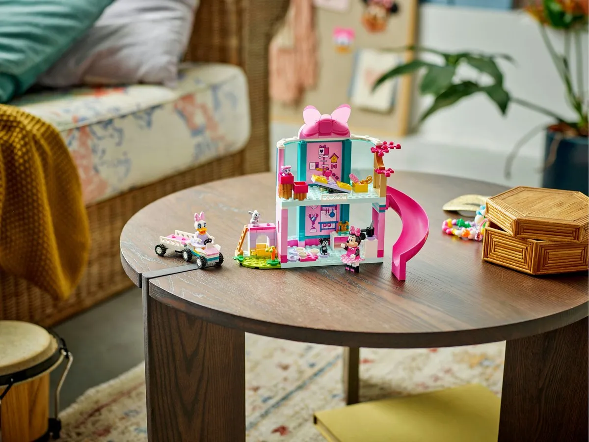 LEGO Disney Minnie's Huisdierenhotel 43274 - 161 Stukken