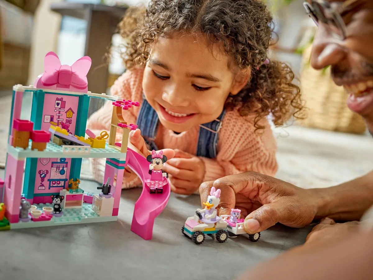 LEGO Disney Minnie's Huisdierenhotel 43274 - 161 Stukken