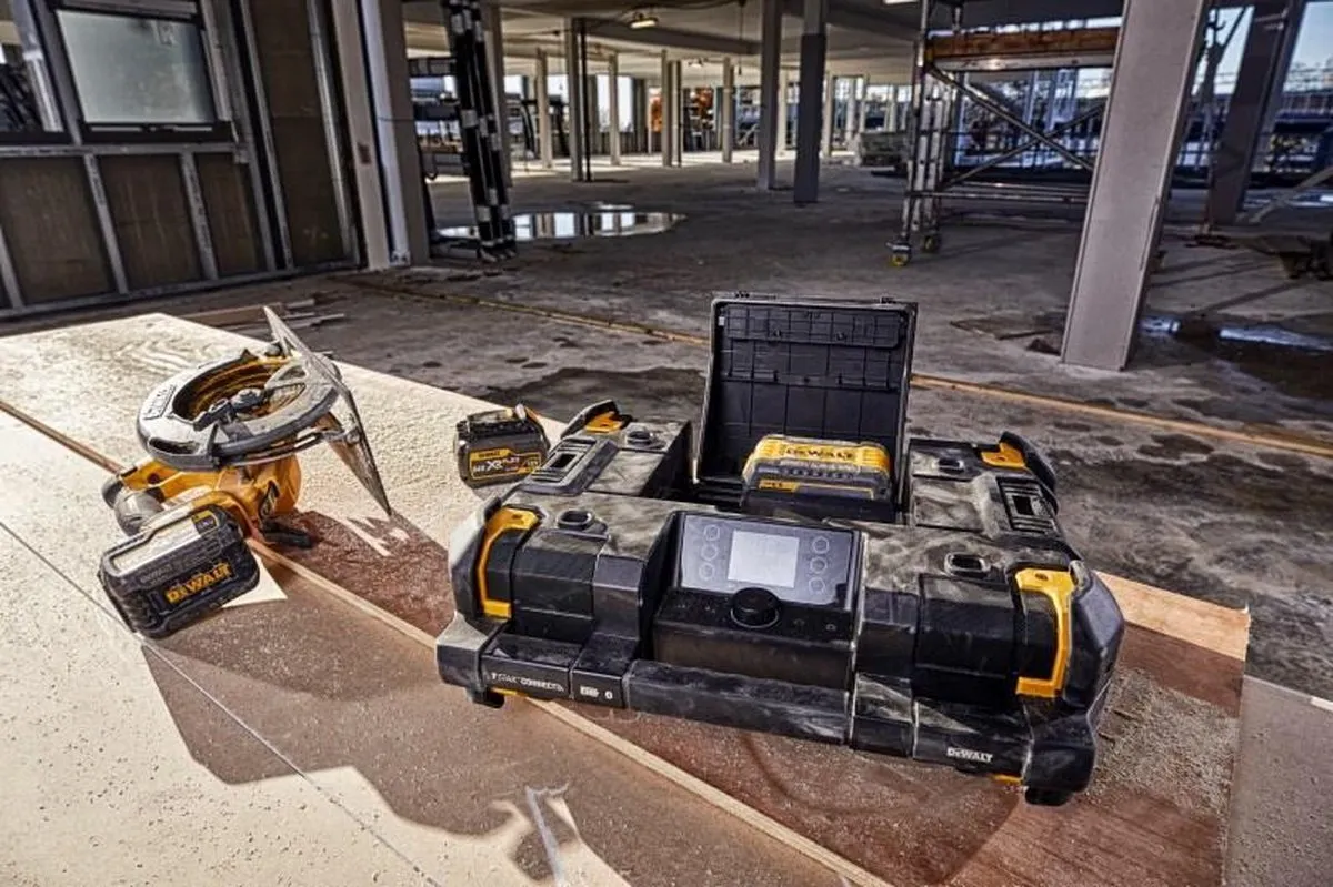 DeWalt TSTAK DWST1-81078 Radio - 45W - Zwart/Geel