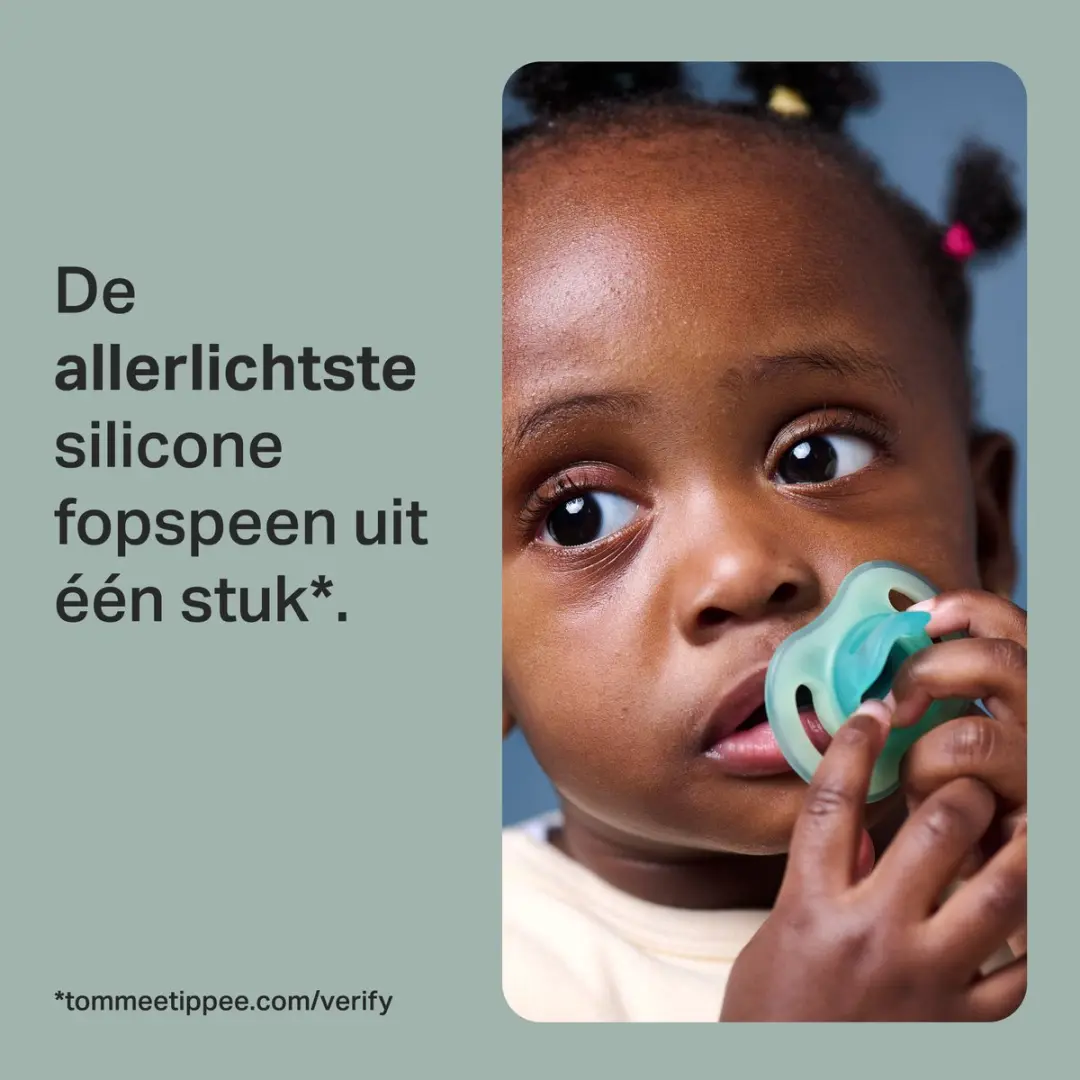 Tommee Tippee Ultra-light StayPut Night Fopspenen 0-6 Maanden - 2 Stuks