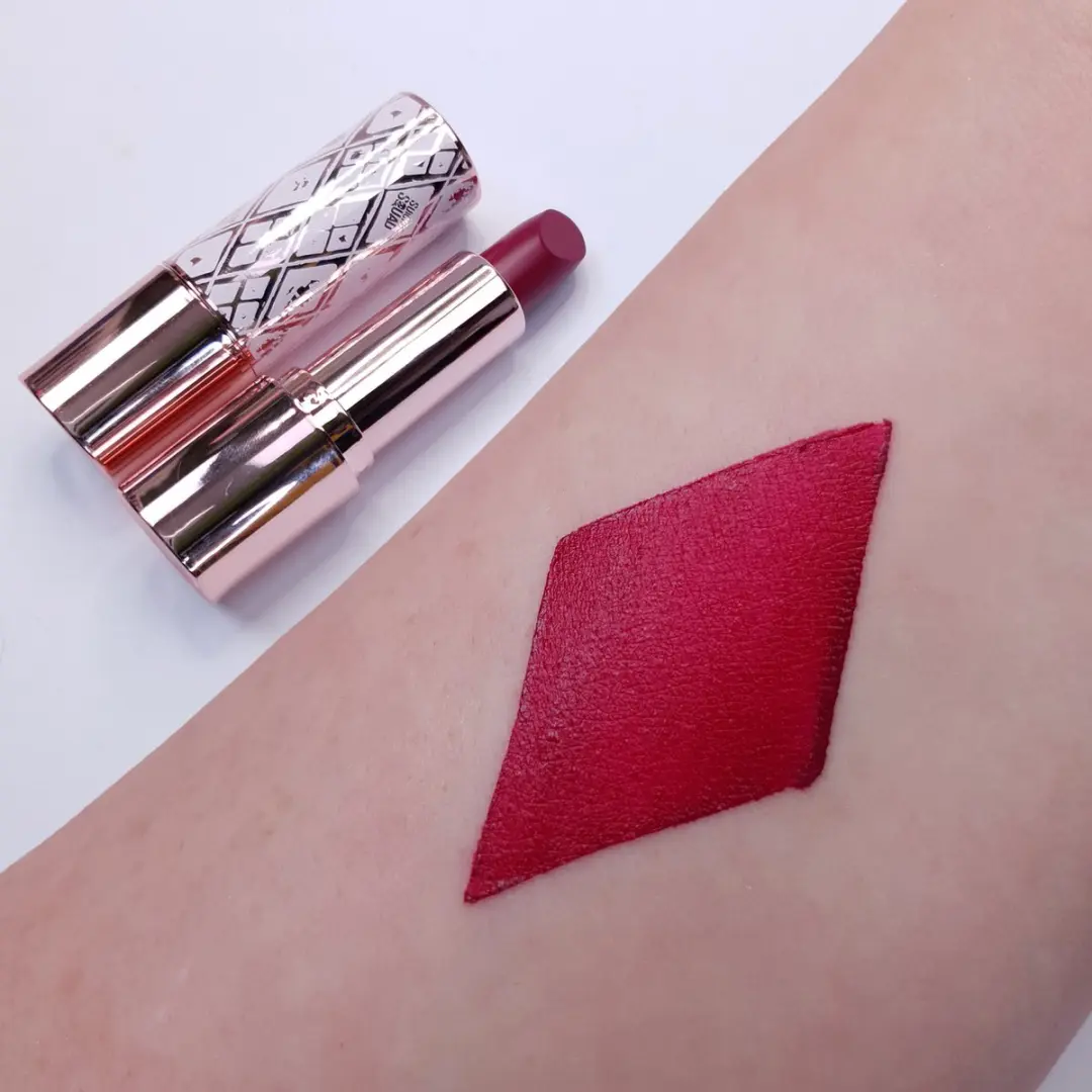 Makeup Revolution Mad Love Lippenstift - Mat Rood