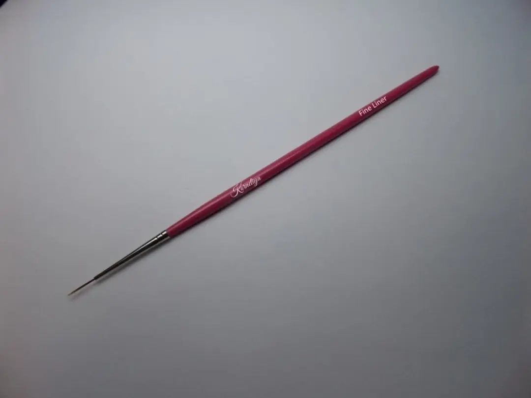 Korneliya Penseel Fine Liner Professional 3/0 - Roze