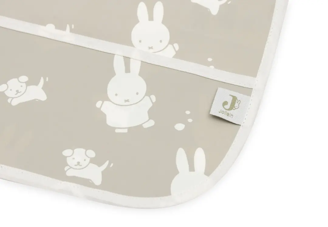 Jollein x Nijntje Slab Waterproof Met Mouw Miffy&Snuffy - Olive Green
