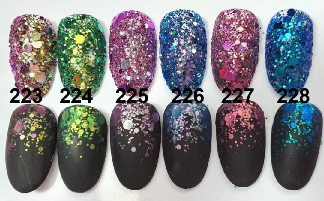 Korneliya HOLO Glitter Mix 224 Nagelglitters