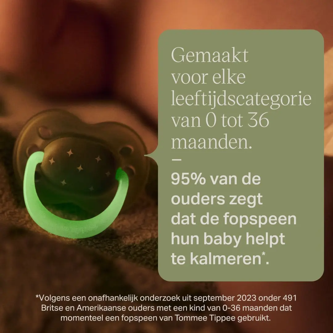 Tommee Tippee NightGlow Fopspeen 0-6 Maanden - 4 Stuks