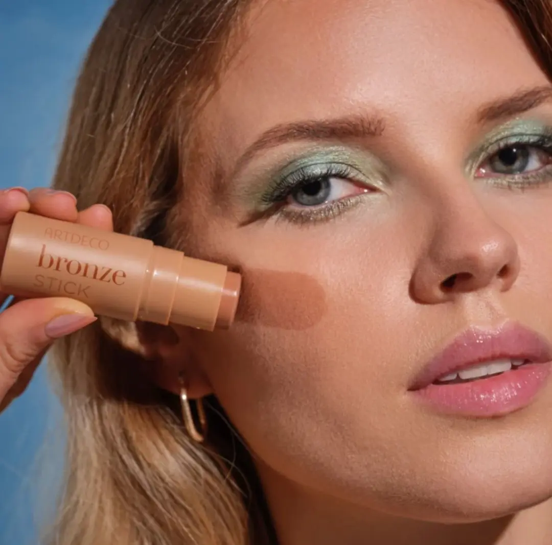 Artdeco Creamy Bronze Stick Medium - 4.5g